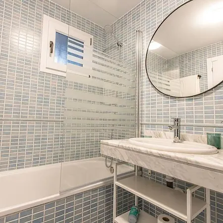 Himalaya * Sierra Nevada